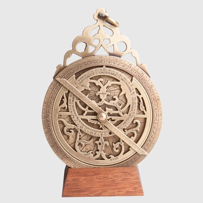 Regala astronomía astrolabio